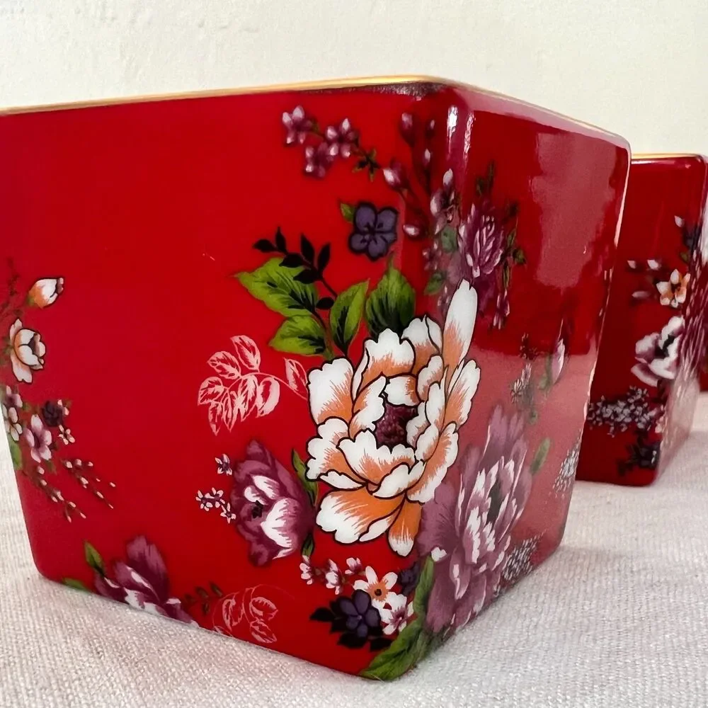 Square-shaped Taiwanese Red Hakka Floral Design 4pc Porcelain Tea Set NEW/UNUSED